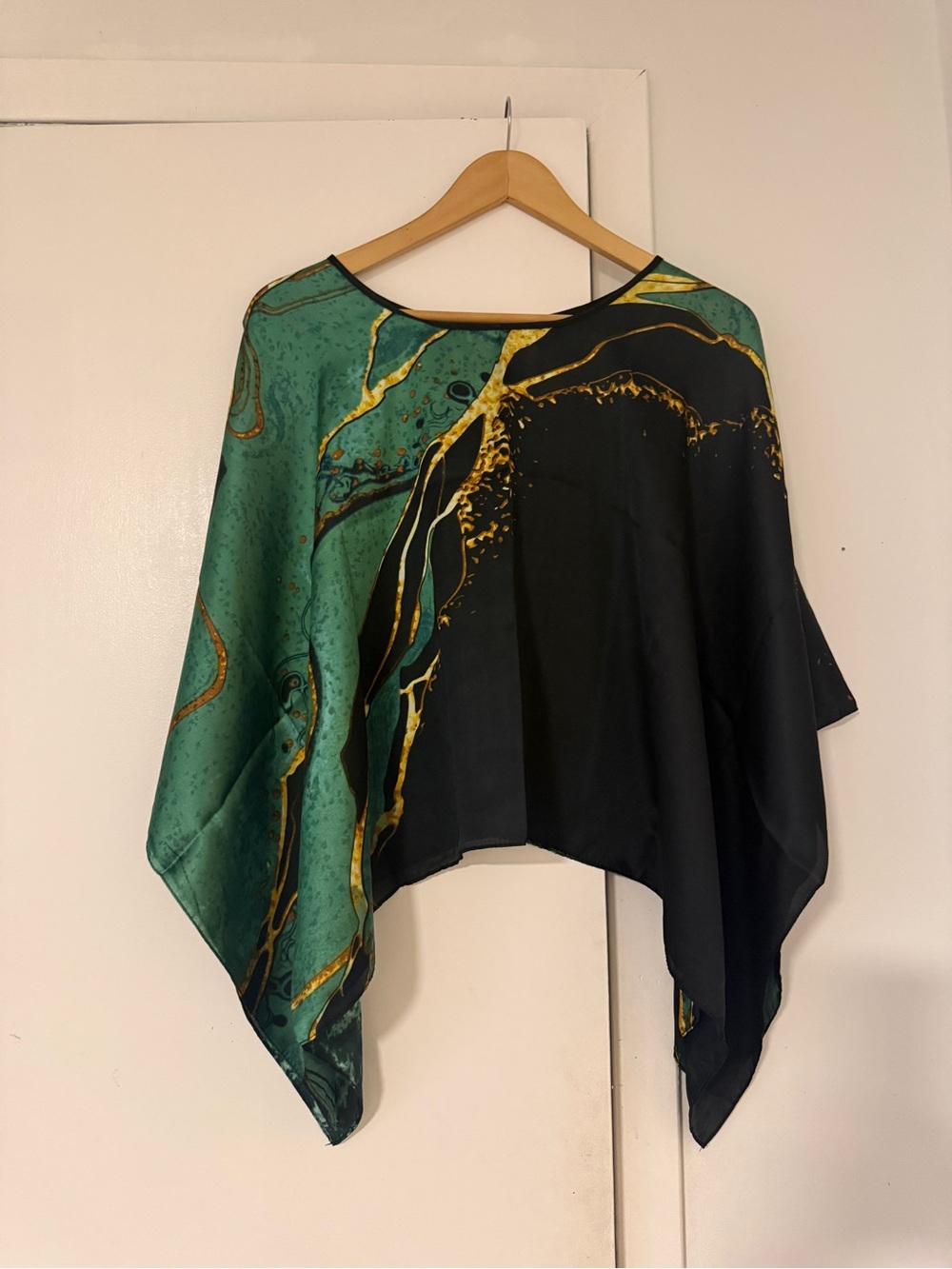 Elegant Green & Black Women's Draped Sweater with Gold Accents
